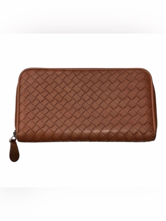Bottega Veneta Handbags - ✨💎EUC💎✨Bottega Veneta Intrecciato Leather Cognac Zippy Wallet/Clutch